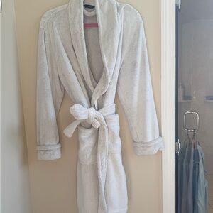Cozy light grey Bathrobe